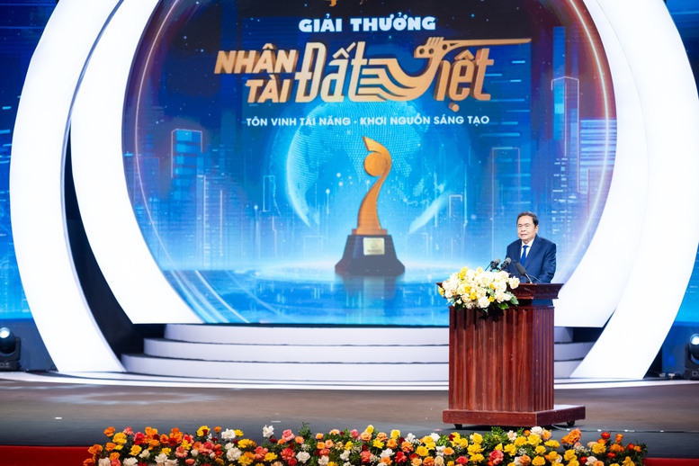 Giải thưởng Nhân tài Đất Việt: Tôn vinh trí tuệ, khát vọng và cống hiến vì tương lai đất nước- Ảnh 2. Giải thưởng Nhân tài Đất Việt: Tôn vinh trí tuệ, khát vọng và cống hiến vì tương lai đất nước- Ảnh 2.
