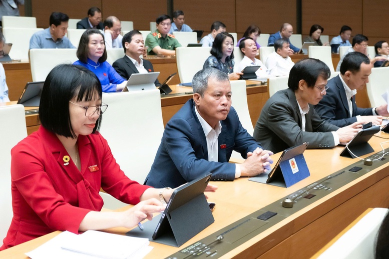 Trình Quốc hội 3 dự án luật về tạm giữ, tạm giam, thi hành án hình sự, lý lịch tư pháp- Ảnh 5. Trình Quốc hội 3 dự án luật về tạm giữ, tạm giam, thi hành án hình sự, lý lịch tư pháp- Ảnh 5.