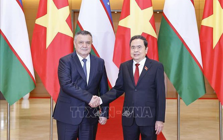 Chủ tịch Quốc hội Trần Thanh Mẫn tiếp Chủ tịch Hạ viện Uzbekistan
