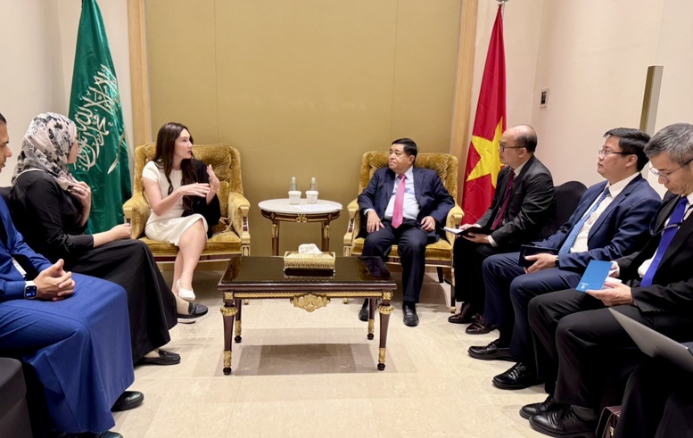 Phó Thủ tướng Nguyễn Chí Dũng tiếp Quỹ Đầu tư mạo hiểm 500 Global- Ảnh 1. Phó Thủ tướng Nguyễn Chí Dũng tiếp Quỹ Đầu tư mạo hiểm 500 Global- Ảnh 1.