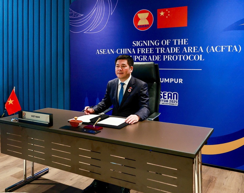 Ký Nghị định thư nâng cấp Hiệp định Thương mại Tự do ASEAN - Trung Quốc- Ảnh 1. Ký Nghị định thư nâng cấp Hiệp định Thương mại Tự do ASEAN - Trung Quốc- Ảnh 1.