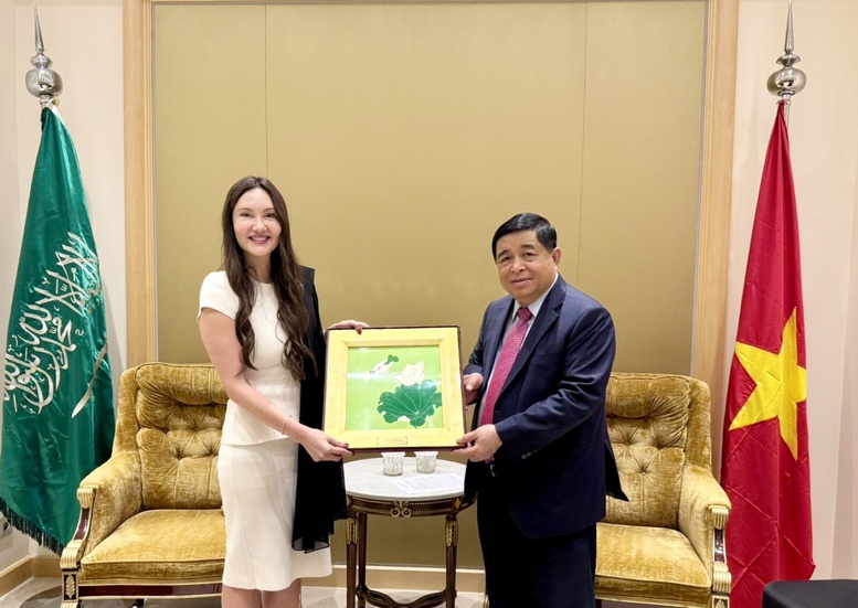 Phó Thủ tướng Nguyễn Chí Dũng tiếp Quỹ Đầu tư mạo hiểm 500 Global- Ảnh 2. Phó Thủ tướng Nguyễn Chí Dũng tiếp Quỹ Đầu tư mạo hiểm 500 Global- Ảnh 2.