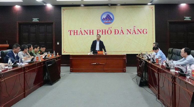 Đà Nẵng chủ động triển khai '4 tại chỗ' ứng phó mưa lũ- Ảnh 1.