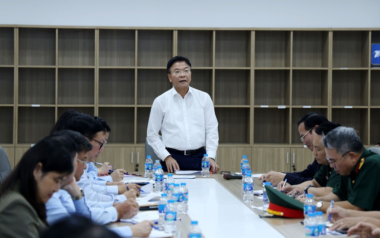 Phó Thủ tướng Lê Thành Long kiểm tra, đôn đốc tiến độ dự án cơ sở 2 Bệnh viện Bạch Mai và Việt Đức