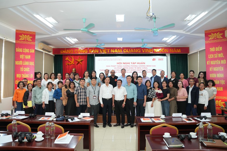 Hà Nội tăng cường phòng bệnh dại và hỗ trợ chuyển đổi hoạt động buôn bán thịt chó mèo- Ảnh 1. Hà Nội tăng cường phòng bệnh dại và hỗ trợ chuyển đổi hoạt động buôn bán thịt chó mèo- Ảnh 1.