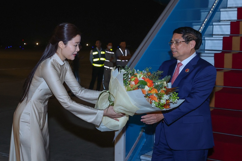 Thủ tướng Phạm Minh Chính về tới Hà Nội, kết thúc tốt đẹp chuyến công tác dự Hội nghị cấp cao ASEAN 47- Ảnh 2. Thủ tướng Phạm Minh Chính về tới Hà Nội, kết thúc tốt đẹp chuyến công tác dự Hội nghị cấp cao ASEAN 47- Ảnh 2.
