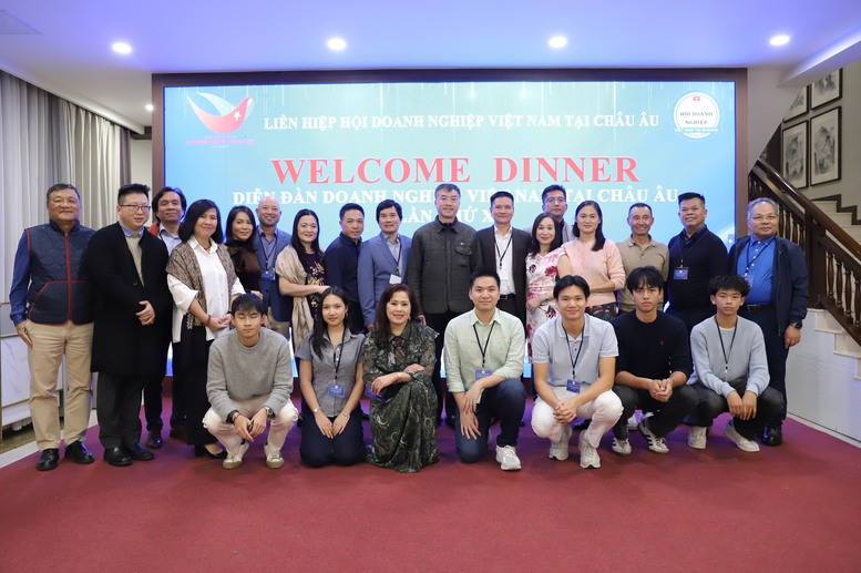 Doanh nghiệp Việt Nam tại EU: Đoàn kết, phát triển, hướng về cội nguồn- Ảnh 1. Doanh nghiệp Việt Nam tại EU: Đoàn kết, phát triển, hướng về cội nguồn- Ảnh 1.