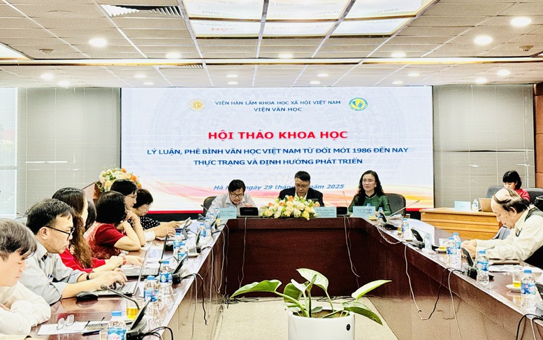 Định hướng phát triển lý luận, phê bình văn học thời kỳ hội nhập và chuyển đổi số