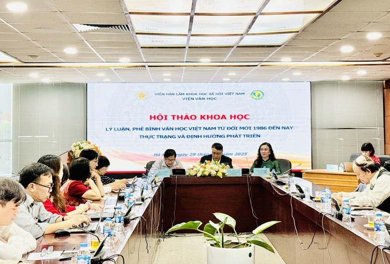 Định hướng phát triển lý luận, phê bình văn học thời kỳ hội nhập và chuyển đổi số- Ảnh 2. Định hướng phát triển lý luận, phê bình văn học thời kỳ hội nhập và chuyển đổi số- Ảnh 2.