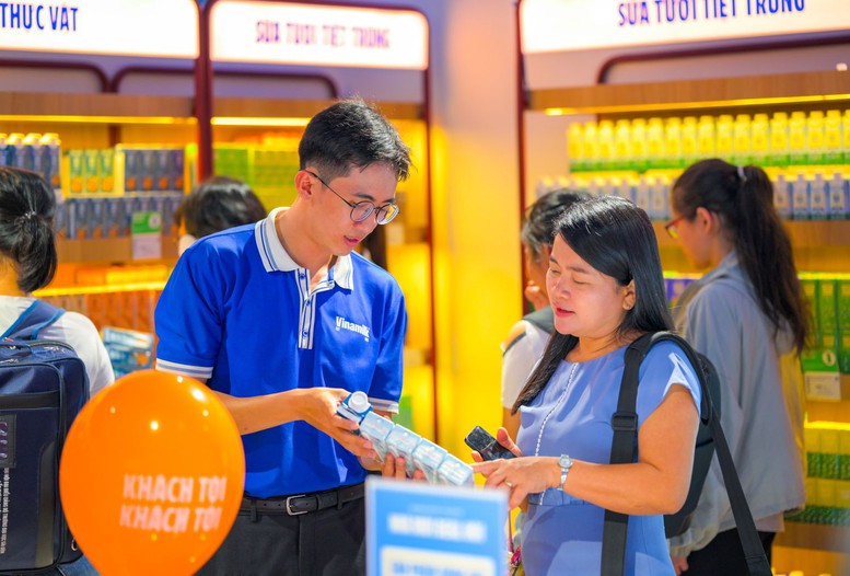 Tổng doanh thu hợp nhất quý III của Vinamilk tiến sát cột mốc 17 nghìn tỷ đồng- Ảnh 1.