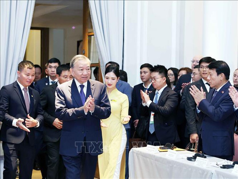 Tổng Bí thư Tô Lâm phát biểu tại Hội nghị Kinh tế cấp cao Việt Nam - Anh- Ảnh 1. Tổng Bí thư Tô Lâm phát biểu tại Hội nghị Kinh tế cấp cao Việt Nam - Anh- Ảnh 1.