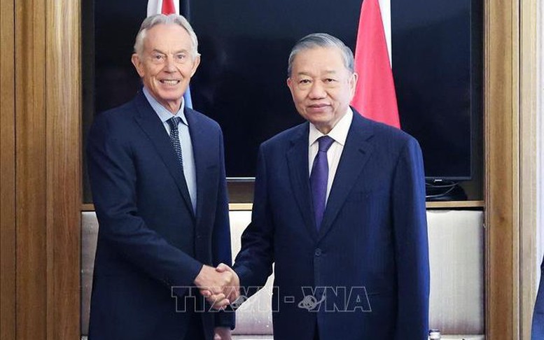Tổng Bí thư Tô Lâm gặp cựu Thủ tướng Anh Tony Blair