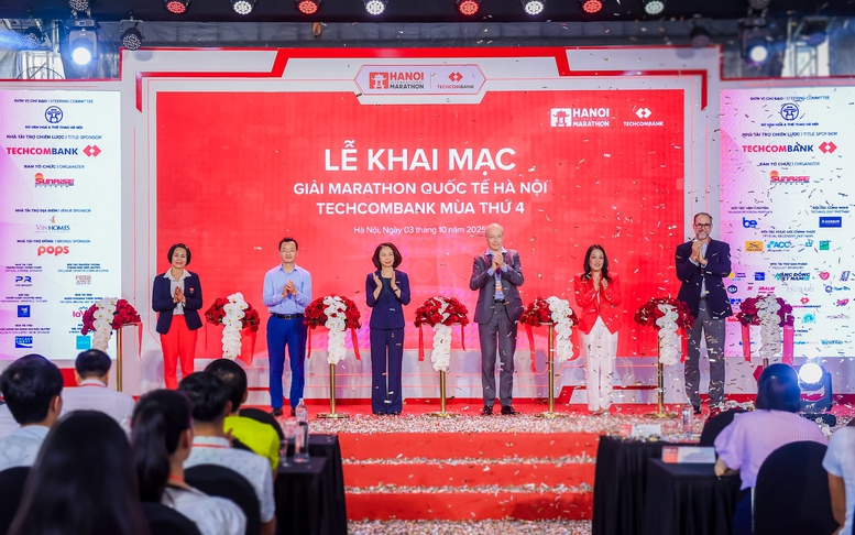Hà Nội Marathon Techcombank 2025: Bước chạy kết nối cộng đồng, lan tỏa giá trị nhân văn