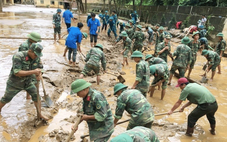 Quân đội chuẩn bị sẵn sàng tìm kiếm cứu hộ, cứu nạn đường không ứng phó bão số 11