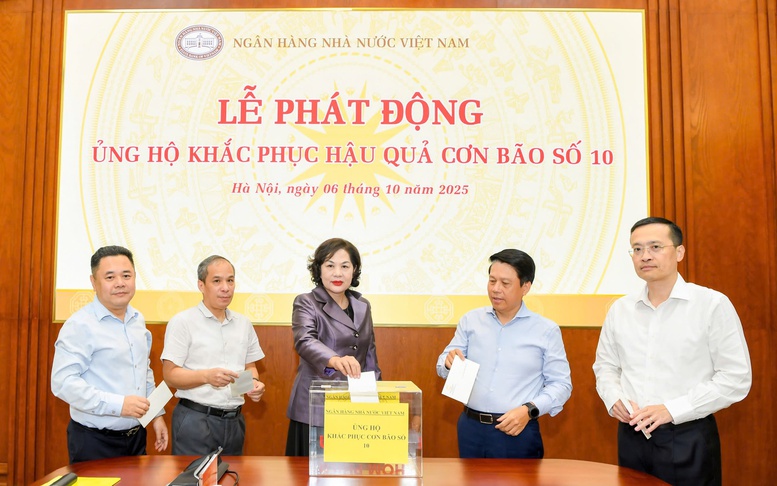 Ngành Ngân hàng chung tay ủng hộ đồng bào bị thiệt hại do bão số 10