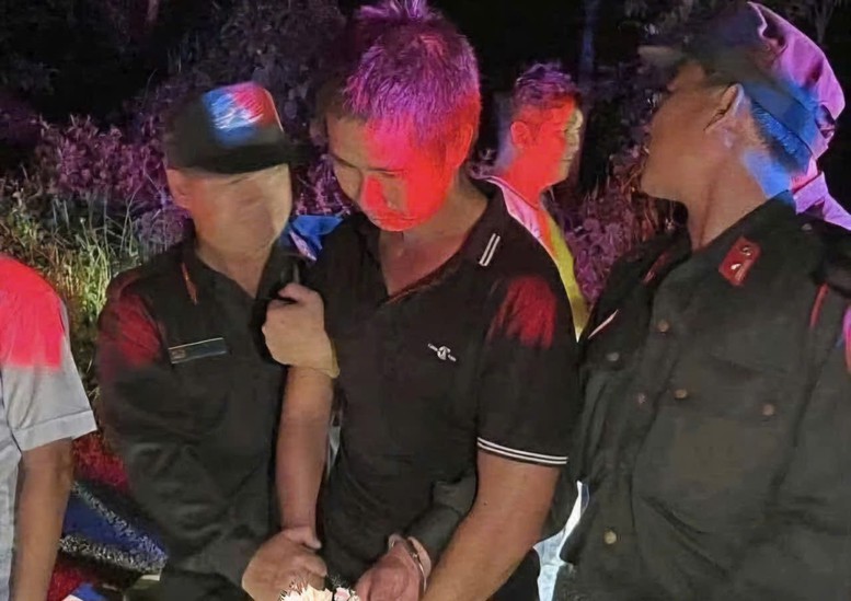 Biểu dương chiến công xuất sắc bắt giữ đối tượng dùng súng giết chết 3 người tại Đồng Nai- Ảnh 1.
