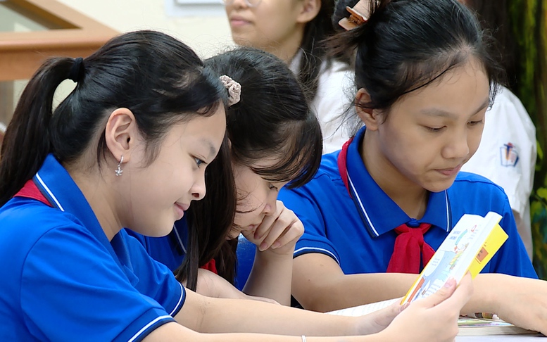 Kết hợp đổi mới quản trị, tư tưởng và công nghệ trong giáo dục