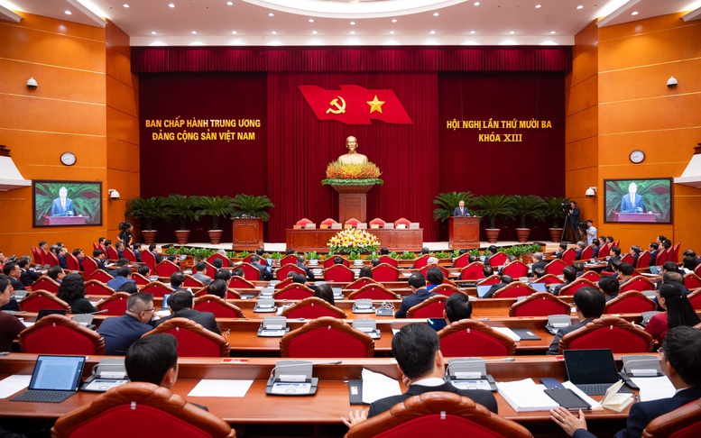 Bế mạc Hội nghị Trung ương 13