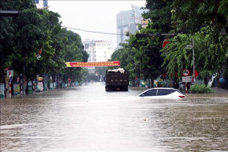 
Thái Nguyên: Nhiều khu vực còn ngập sâu; 4 người chết, 2 người mất tích do mưa lũ- Ảnh 1.
