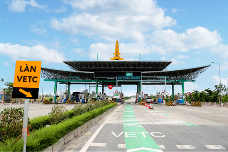 Các phương tiện vận chuyển hàng cứu trợ được miễn phí đường bộ- Ảnh 1.