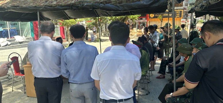 Phó Thủ tướng Trần Hồng Hà thăm hỏi người dân, chỉ đạo khắc phục hậu quả mưa lũ tại tỉnh Cao Bằng- Ảnh 6.