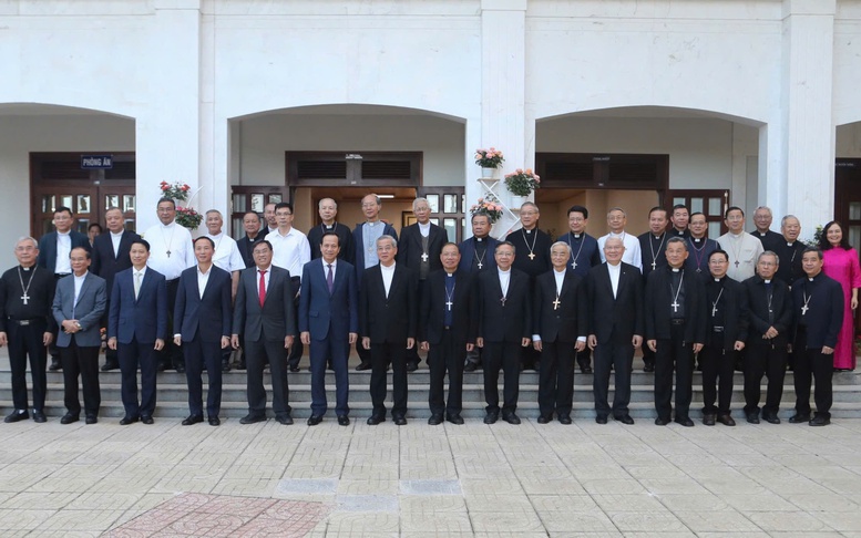 Bộ trưởng Bộ Dân tộc và Tôn giáo gặp mặt, chúc mừng Đại hội Hội đồng Giám mục Việt Nam