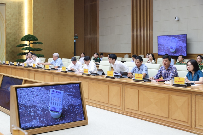 Thủ tướng: Tuyên chiến không khoan nhượng và tạo phong trào, xu thế của toàn dân để đẩy lùi tội phạm ma túy- Ảnh 13.