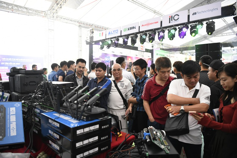 Khám phá công nghệ âm thanh, ánh sáng hiện đại tại PLASE SHOW Hà Nội 2025- Ảnh 1.
