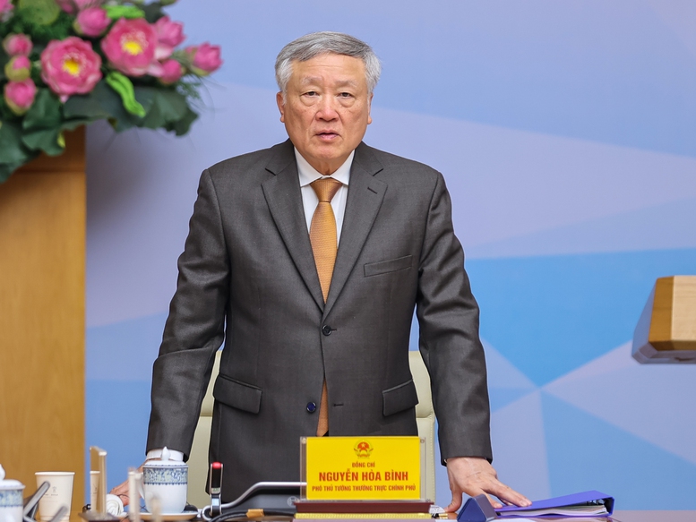 Thủ tướng: Đưa Trung tâm tài chính quốc tế tại Việt Nam hoạt động ngay trong tháng 11- Ảnh 3. Thủ tướng: Đưa Trung tâm tài chính quốc tế tại Việt Nam hoạt động ngay trong tháng 11- Ảnh 3.