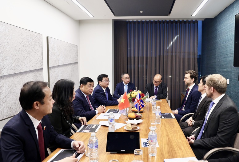 Tăng cường hợp tác với doanh nghiệp Anh về fintech, xác thực danh tính sinh trắc học và thiết kế công trình- Ảnh 1.