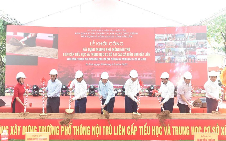 Phó Thủ tướng Mai Văn Chính dự lễ khởi công xây dựng Trường Phổ thông nội trú liên cấp TH-THCS xã Ia Rvê, Đắk Lắk