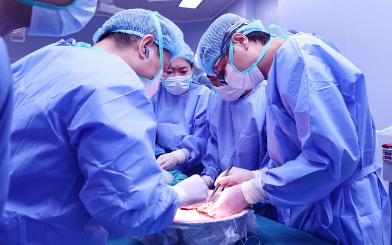 Chia gan từ người hiến chết não để ghép cho 2 ca bệnh hiểm nghèo