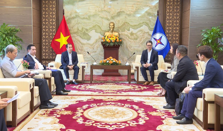 EVN - Microsoft tiếp tục đồng hành trong tiến trình chuyển đổi số- Ảnh 1.