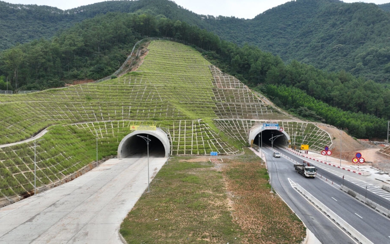 Bộ Xây dựng sẽ khởi công, khánh thành 16 dự án dịp 19/12