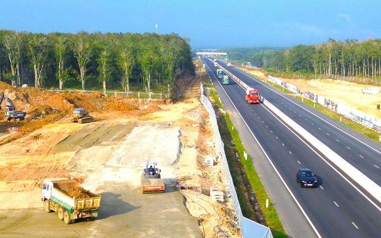 Cao tốc Bắc-Nam vẫn thiếu trạm dừng nghỉ