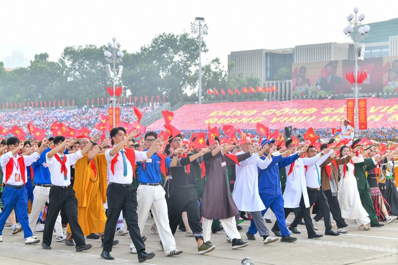 PHÁT HUY SỨC MẠNH ĐẠI ĐOÀN KẾT TOÀN DÂN TỘC ĐỂ PHÁT TRIỂN ĐẤT NƯỚC- Ảnh 1.