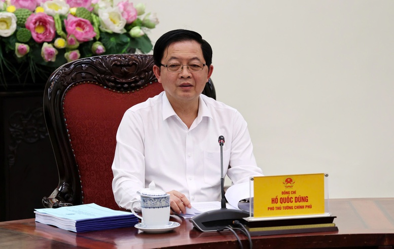 Phó Thủ tướng Hồ Quốc Dũng yêu cầu không để điểm nghẽn thể chế kéo dài sang năm 2026- Ảnh 3. Phó Thủ tướng Hồ Quốc Dũng yêu cầu không để điểm nghẽn thể chế kéo dài sang năm 2026- Ảnh 3.