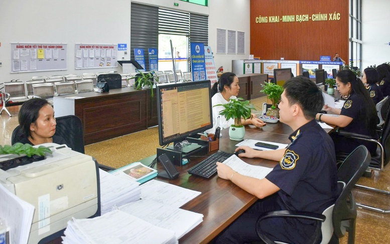 Hải quan khu vực VII thu ngân sách về đích sớm 2 tháng