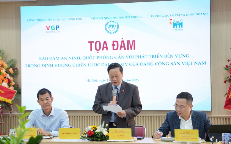 TỔNG THUẬT: Tọa đàm 'Bảo đảm an ninh, quốc phòng gắn với phát triển bền vững trong định hướng chiến lược Đại hội XIV của Đảng'