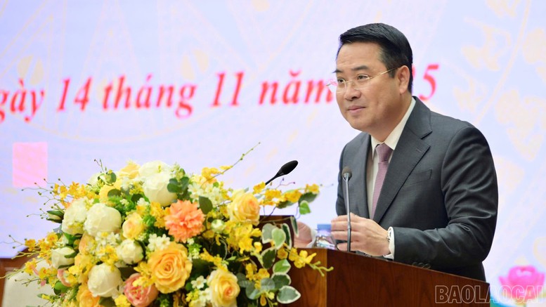 Phó Bí thư Tỉnh ủy Lào Cai Nguyễn Tuấn Anh được bầu giữ chức Chủ tịch UBND tỉnh- Ảnh 1. Phó Bí thư Tỉnh ủy Lào Cai Nguyễn Tuấn Anh được bầu giữ chức Chủ tịch UBND tỉnh- Ảnh 1.