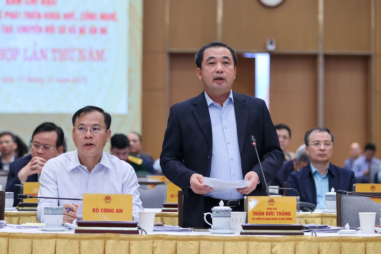 Thủ tướng: Năm 2026, dành khoảng 95 nghìn tỷ đồng ngân sách cho khoa học - công nghệ- Ảnh 6. Thủ tướng: Năm 2026, dành khoảng 95 nghìn tỷ đồng ngân sách cho khoa học - công nghệ- Ảnh 6.