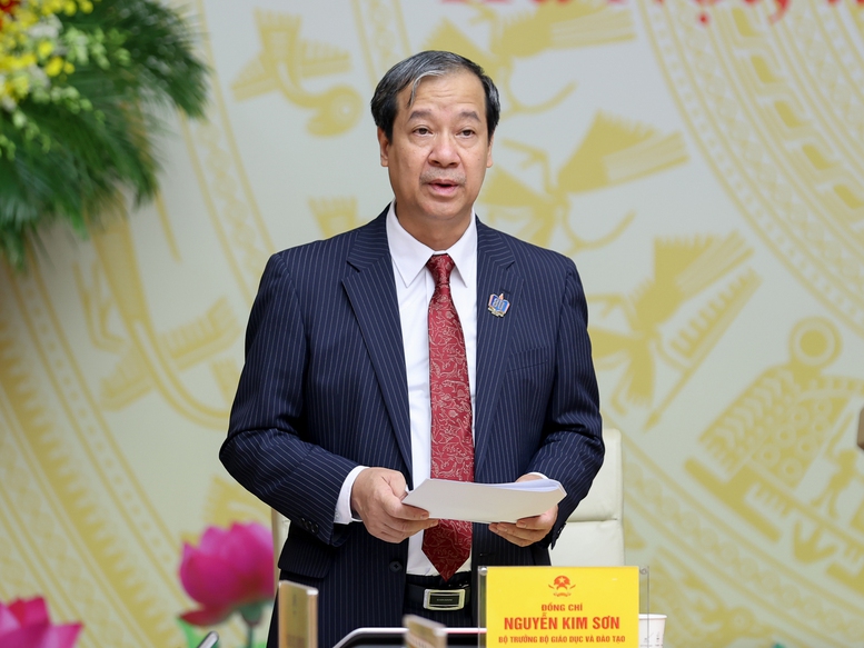 Thủ tướng: Đầu tư cho con người là đầu tư quan trọng nhất- Ảnh 4. Thủ tướng: Đầu tư cho con người là đầu tư quan trọng nhất- Ảnh 4.