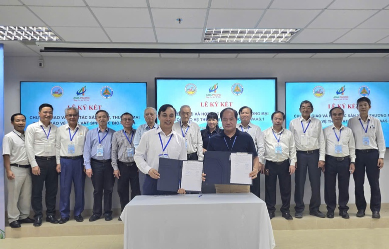 Thúc đẩy chế phẩm sinh học trên lúa: 'Tấm vé xanh' cho hạt gạo Việt- Ảnh 2. Thúc đẩy chế phẩm sinh học trên lúa: 'Tấm vé xanh' cho hạt gạo Việt- Ảnh 2.