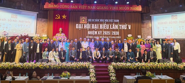 PGS.TS Đỗ Văn Trụ tái đắc cử Chủ tịch Hội Di sản Văn hóa Việt Nam nhiệm kỳ 2025-2030- Ảnh 2.