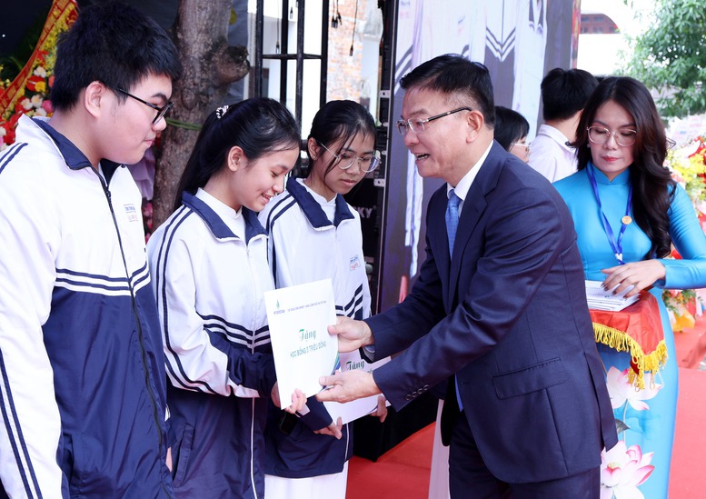 Khẳng định vị thế 'điểm sáng' của giáo dục xứ Thanh- Ảnh 2. Khẳng định vị thế 'điểm sáng' của giáo dục xứ Thanh- Ảnh 2.