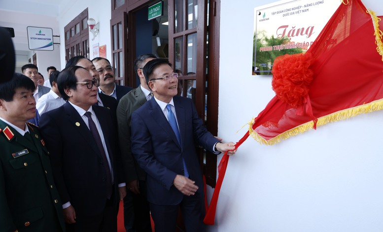 Khẳng định vị thế 'điểm sáng' của giáo dục xứ Thanh- Ảnh 3. Khẳng định vị thế 'điểm sáng' của giáo dục xứ Thanh- Ảnh 3.