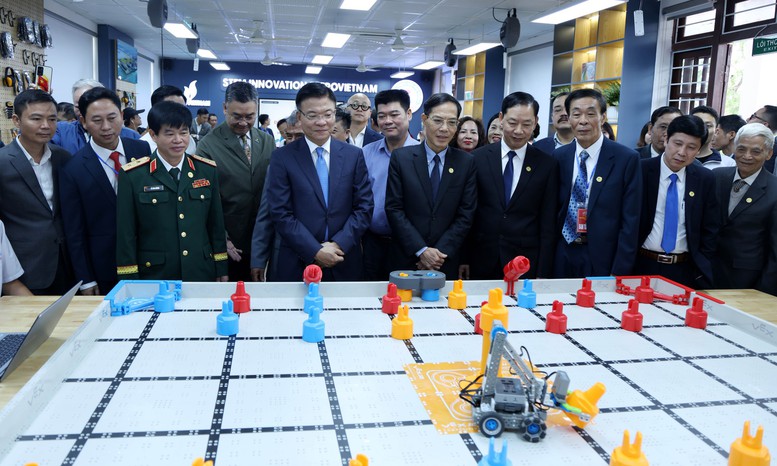 Khẳng định vị thế 'điểm sáng' của giáo dục xứ Thanh- Ảnh 4. Khẳng định vị thế 'điểm sáng' của giáo dục xứ Thanh- Ảnh 4.