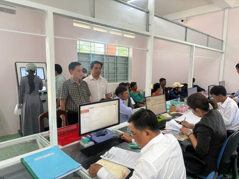 Bốn tháng, một mô hình, nhiều đổi thay: Chính quyền 2 cấp An Giang đi vào thực chất- Ảnh 1. Bốn tháng, một mô hình, nhiều đổi thay: Chính quyền 2 cấp An Giang đi vào thực chất- Ảnh 1.