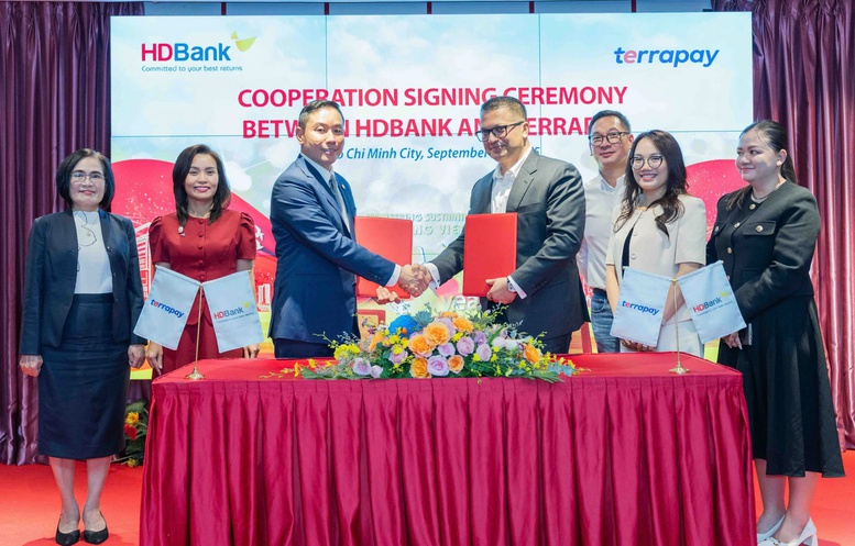 HDBank hợp tác với TerraPay mở rộng dịch vụ tài chính quốc tế- Ảnh 1. HDBank hợp tác với TerraPay mở rộng dịch vụ tài chính quốc tế- Ảnh 1.