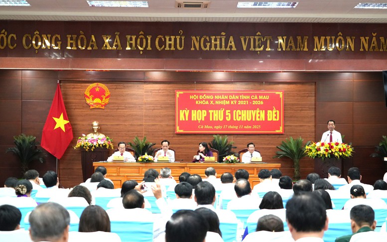 Ông Lữ Quang Ngời được bầu giữ chức vụ Chủ tịch UBND tỉnh Cà Mau